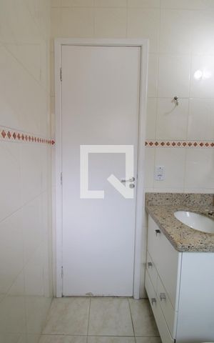Casa à venda com 94m², 3 quartos e 3 vagasBanheiro Social