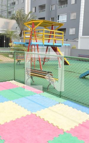 Apartamento para alugar com 104m², 2 quartos e 2 vagasÁrea comum - Playground