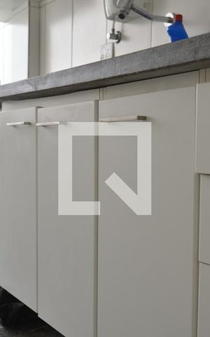 Apartamento para alugar com 104m², 2 quartos e 2 vagasCozinha - Armários