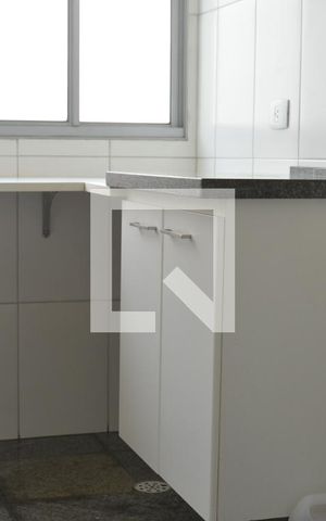 Apartamento para alugar com 104m², 2 quartos e 2 vagasCozinha