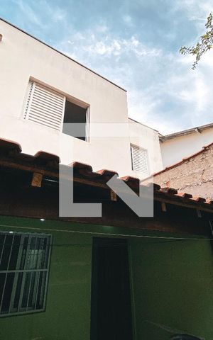 Casa à venda com 110m², 3 quartos e 2 vagasQuintal