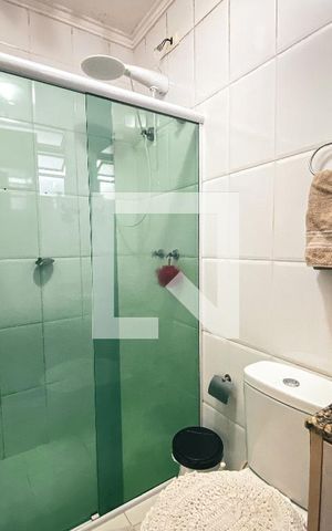 Casa à venda com 110m², 3 quartos e 2 vagasBanheiro
