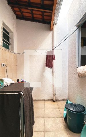 Casa à venda com 110m², 3 quartos e 2 vagasÁrea de Serviço
