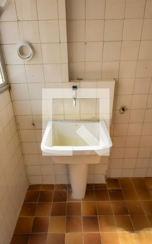 Apartamento à venda com 30m², 1 quarto e 1 vaga Apartamento à venda com 30m², 1 quarto e 1 vagaÁrea de Serviço