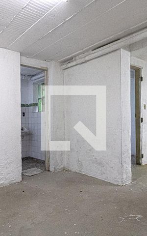 Casa à venda com 160m², 2 quartos e 1 vaga Casa à venda com 160m², 2 quartos e 1 vagaDepósito
