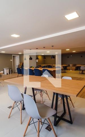 Apartamento à venda com 37m², 2 quartos e 1 vaga Apartamento à venda com 37m², 2 quartos e 1 vagaÁrea comum