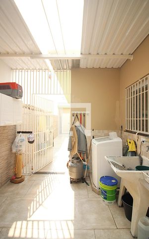 Casa à venda com 0m², 3 quartos e 2 vagasÁrea de Serviço