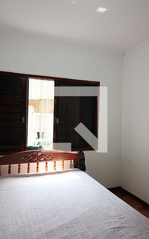 Casa à venda com 0m², 3 quartos e 2 vagasQuarto 2