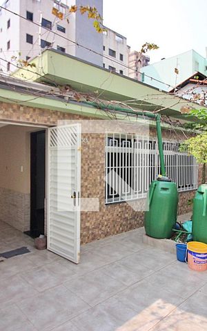 Casa à venda com 0m², 3 quartos e 2 vagasGaragem