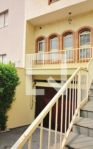 Casa à venda com 297m², 4 quartos e 5 vagasFachada Interna