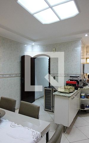 Casa à venda com 297m², 4 quartos e 5 vagasCozinha