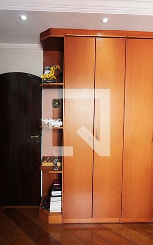 Casa à venda com 297m², 4 quartos e 5 vagasQuarto 3