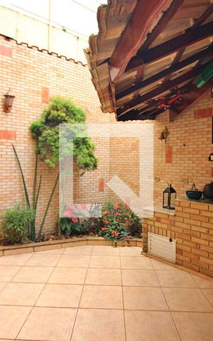 Casa à venda com 297m², 4 quartos e 5 vagasEspaço Gourmet