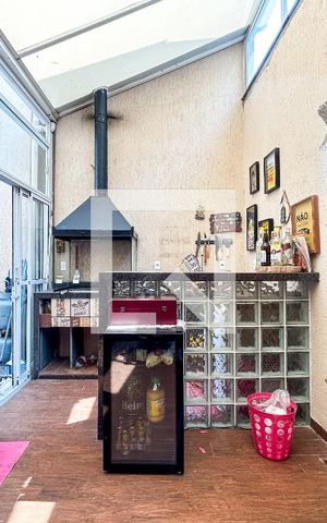 Casa à venda com 150m², 2 quartos e 1 vaga Casa à venda com 150m², 2 quartos e 1 vagaChurrasqueira