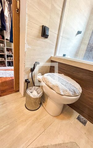 Casa à venda com 150m², 2 quartos e 1 vaga Casa à venda com 150m², 2 quartos e 1 vagaBanheiro da Suíte 2