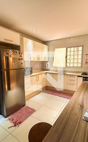 Casa à venda com 150m², 2 quartos e 1 vaga Casa à venda com 150m², 2 quartos e 1 vagaCozinha