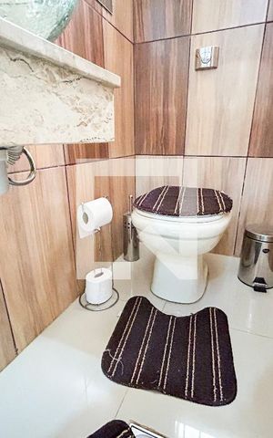 Casa à venda com 150m², 2 quartos e 1 vaga Casa à venda com 150m², 2 quartos e 1 vagaLavabo