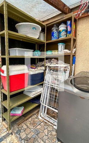 Casa à venda com 150m², 2 quartos e 1 vaga Casa à venda com 150m², 2 quartos e 1 vagaÁrea de serviço