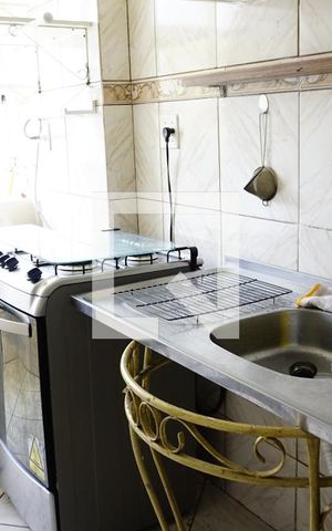 Apartamento à venda com 57m², 2 quartos e 1 vagaCozinha