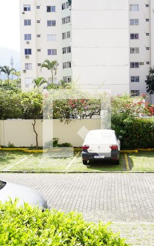 Apartamento à venda com 57m², 2 quartos e 1 vagaVista - Sala
