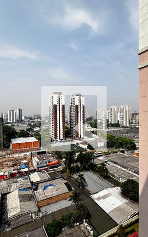 Apartamento para alugar com 138m², 2 quartos e 2 vagasVista