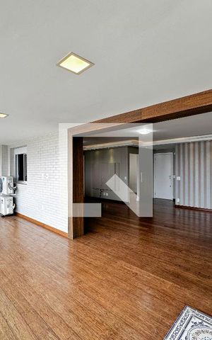Apartamento para alugar com 138m², 2 quartos e 2 vagasVaranda