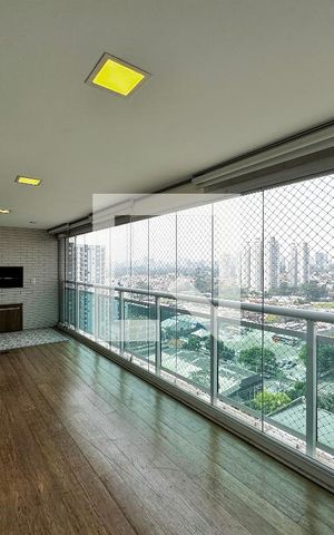 Apartamento para alugar com 138m², 2 quartos e 2 vagasVaranda