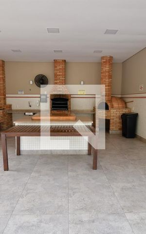 Casa de condomínio à venda com 253m², 4 quartos e 4 vagasÁrea comum - Churrasqueira