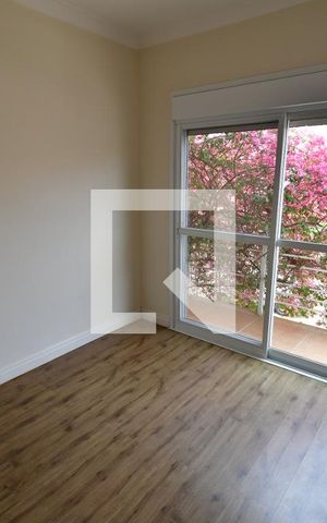 Casa de condomínio à venda com 253m², 4 quartos e 4 vagasQuarto 1 - Suíte