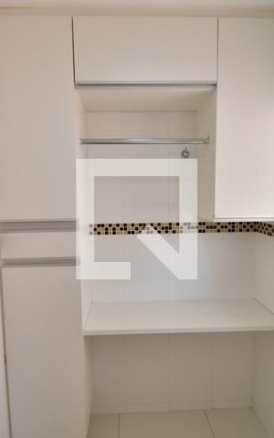 Casa de condomínio à venda com 253m², 4 quartos e 4 vagasÁrea de Serviço