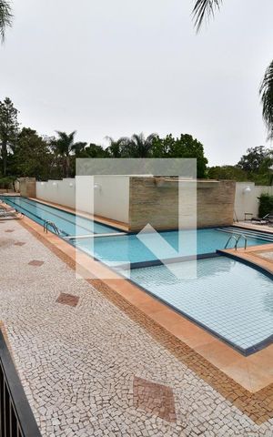 Casa de condomínio à venda com 253m², 4 quartos e 4 vagasÁrea comum - Piscina