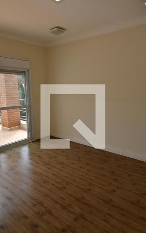 Casa de condomínio à venda com 253m², 4 quartos e 4 vagasQuarto 4 - Suíte