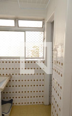 Apartamento à venda com 118m², 3 quartos e 1 vagaÁrea de Serviço