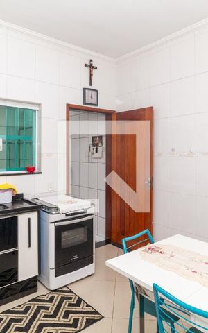 Casa à venda com 112m², 3 quartos e 2 vagasCozinha