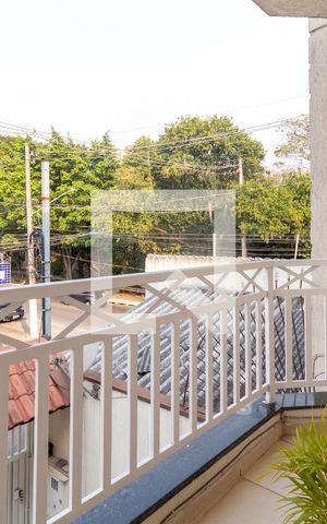 Casa à venda com 112m², 3 quartos e 2 vagasVaranda
