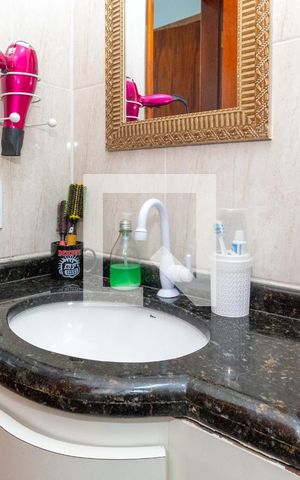 Casa à venda com 112m², 3 quartos e 2 vagasBanheiro da Suíte 2