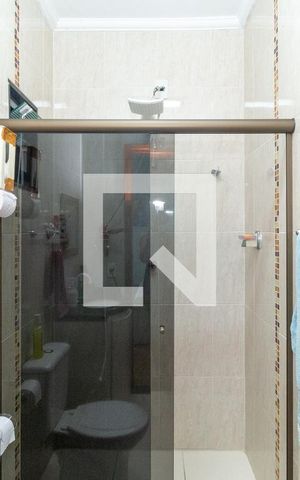 Casa à venda com 112m², 3 quartos e 2 vagasBanheiro da Suíte 2