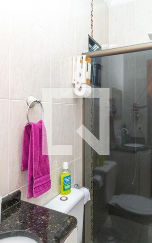 Casa à venda com 112m², 3 quartos e 2 vagasBanheiro da Suíte 2