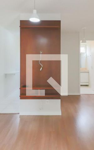 Apartamento à venda com 44m², 2 quartos e 1 vaga Apartamento à venda com 44m², 2 quartos e 1 vagaSala
