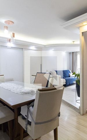 Apartamento à venda com 63m², 2 quartos e 1 vaga Apartamento à venda com 63m², 2 quartos e 1 vagaSala