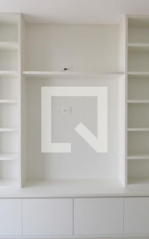 Apartamento à venda com 42m², 1 quarto e 1 vaga Apartamento à venda com 42m², 1 quarto e 1 vagaSala