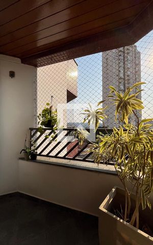 Apartamento à venda com 100m², 3 quartos e 2 vagas Apartamento à venda com 100m², 3 quartos e 2 vagasVaranda