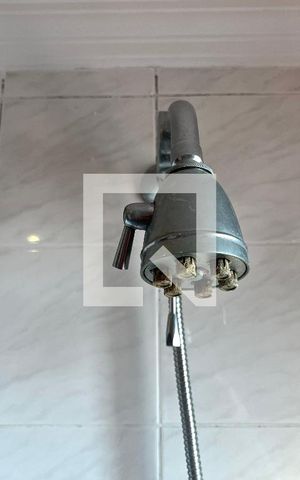 Apartamento à venda com 100m², 3 quartos e 2 vagas Apartamento à venda com 100m², 3 quartos e 2 vagasBanheiro da Suíte