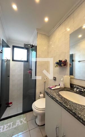 Apartamento à venda com 100m², 3 quartos e 2 vagas Apartamento à venda com 100m², 3 quartos e 2 vagasBanheiro