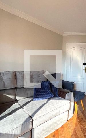Apartamento à venda com 100m², 3 quartos e 2 vagas Apartamento à venda com 100m², 3 quartos e 2 vagasSala