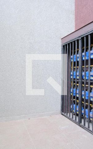 Apartamento para alugar com 40m², 2 quartos e sem vagaÁrea externa 