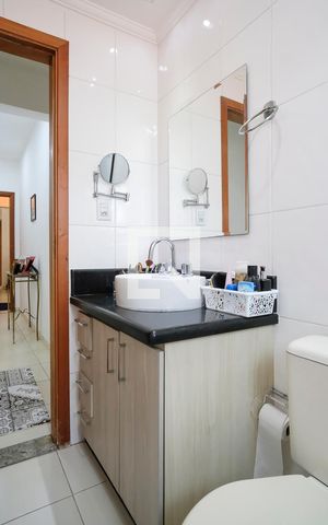 Apartamento para alugar com 94m², 2 quartos e 2 vagasBanheiro da suíte