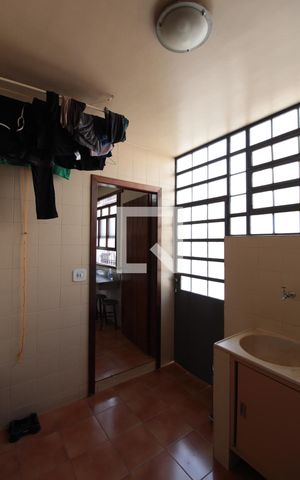 Casa à venda com 1000m², 5 quartos e 10 vagasArea de Serviço