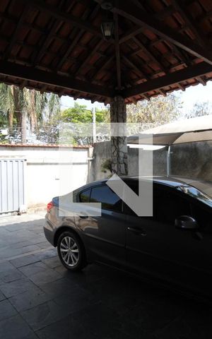 Casa à venda com 1000m², 5 quartos e 10 vagasGaragem