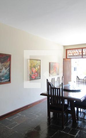 Casa à venda com 1000m², 5 quartos e 10 vagasSala